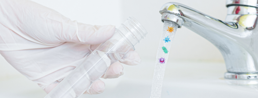 Wasserprobe wird entnommen